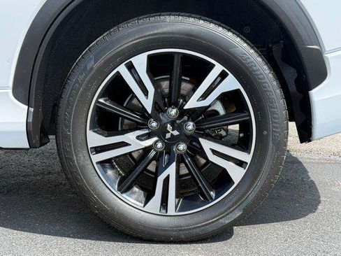 Used 2024 Mitsubishi Eclipse Cross SE AWD/4WD image 14
