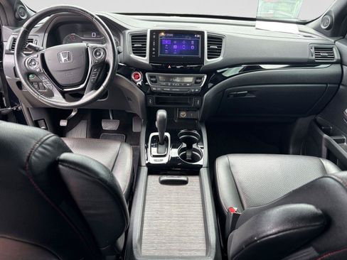 Used 2017 Honda Ridgeline Black Edition image 14