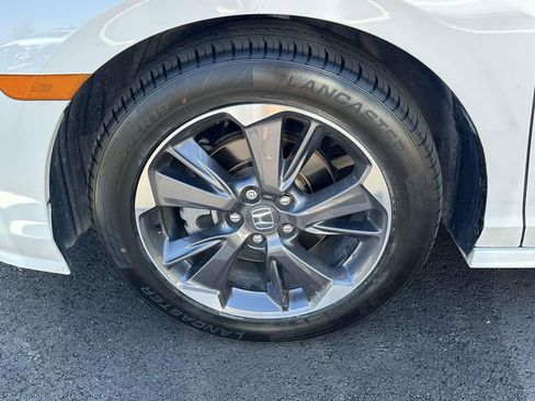 Used 2023 Honda Odyssey Elite image 4