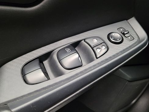 Used 2024 Nissan Sentra S image 27