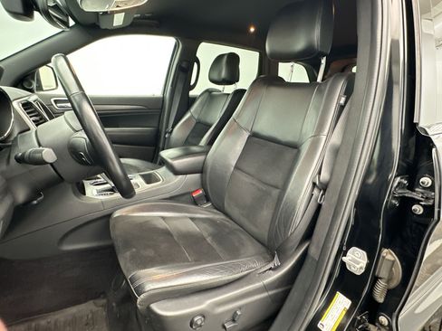 Used 2018 Jeep Grand Cherokee Altitude image 5