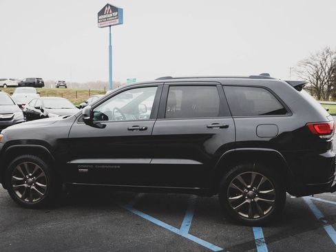 Used 2016 Jeep Grand Cherokee Limited 75th Anniversary image 25