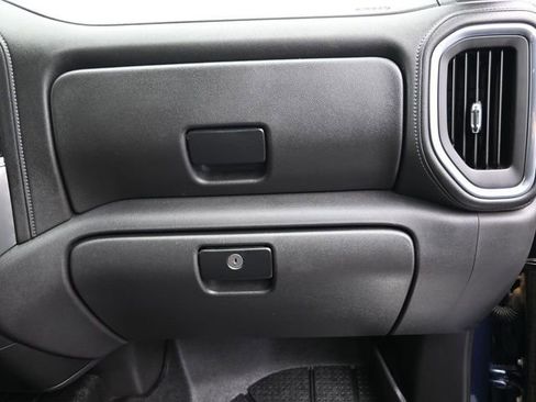 Used 2019 Chevrolet Silverado 1500 LT w/ Texas Edition image 37