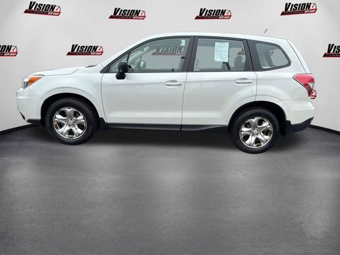 Used 2015 Subaru Forester 2.5i AWD/4WD image 9