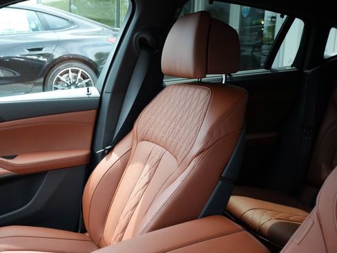 New 2027 BMW X6 xDrive40i w/ Executive Package AWD/4WD image 28