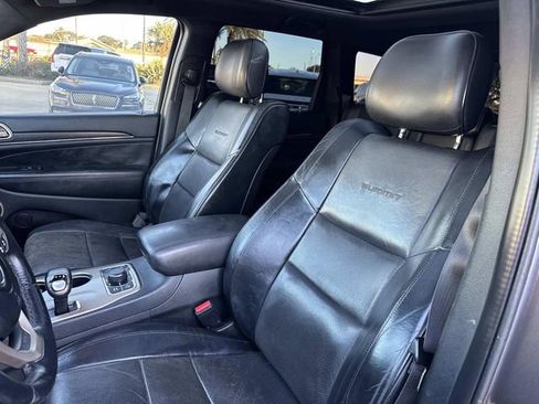 Used 2015 Jeep Grand Cherokee Summit image 17