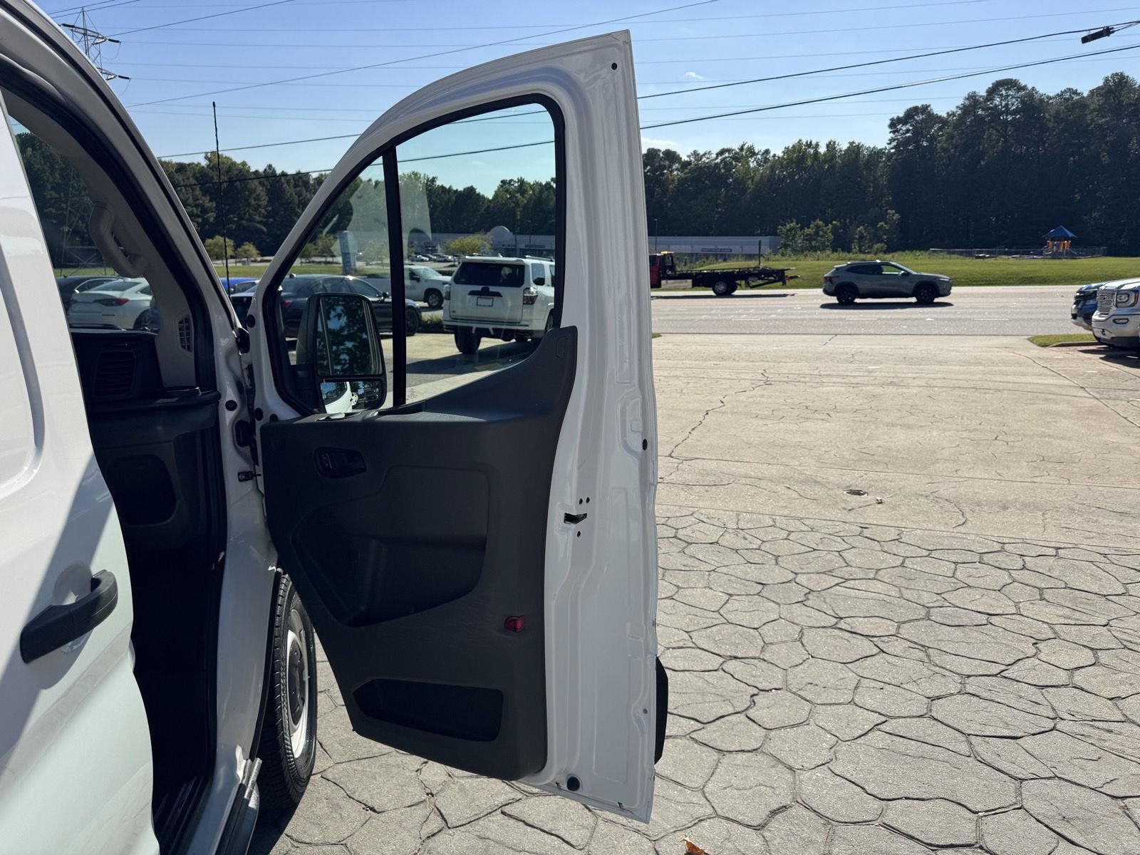 Used 2024 Ford Transit 150 Low Roof RWD image 14