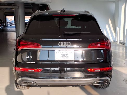 Certified 2023 Audi Q5 2.0T Premium w/ Convenience Package AWD/4WD image 5