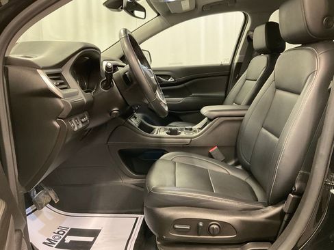 Used 2022 GMC Acadia SLT image 7