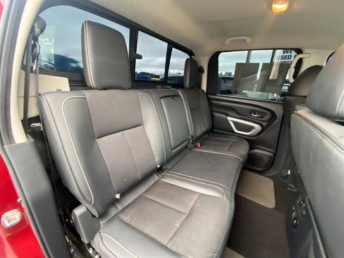Used 2019 Nissan Titan PRO-4X image 20