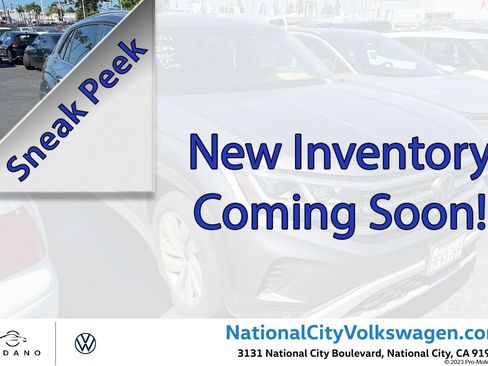 Used 2023 Volkswagen Atlas Cross Sport SE w/ Panoramic Sunroof Package image 1
