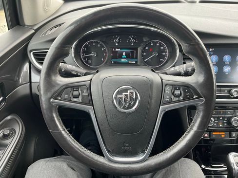 Used 2018 Buick Encore Essence image 16