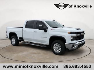 Used 2024 Chevrolet Silverado 2500 LT video 1