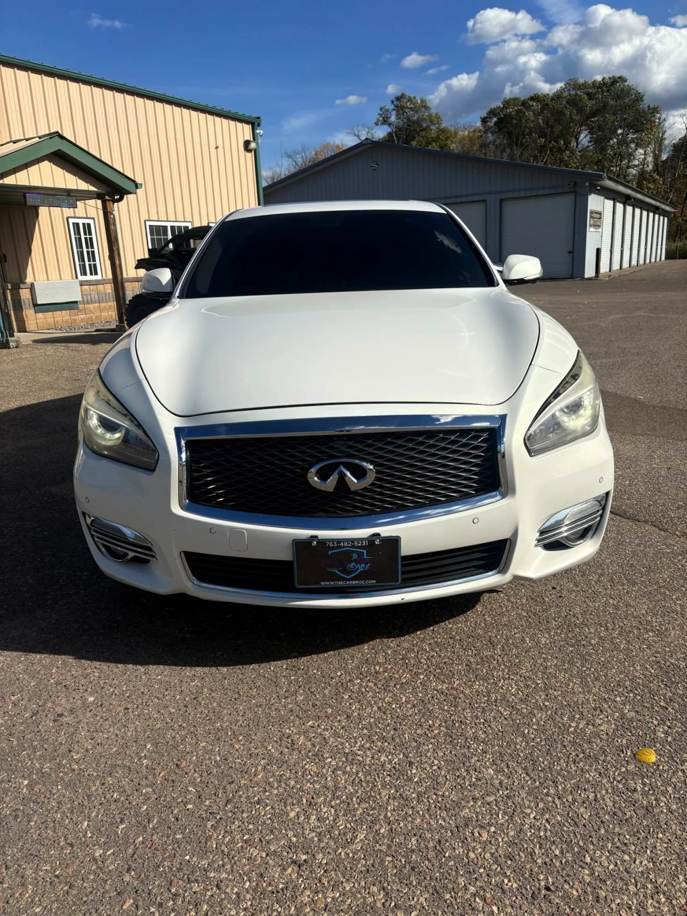 Used 2015 INFINITI Q70 L 3.7 AWD/4WD image 2