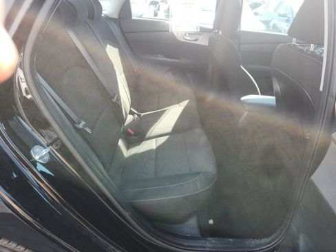 Used 2023 Kia Forte LXS FWD image 14