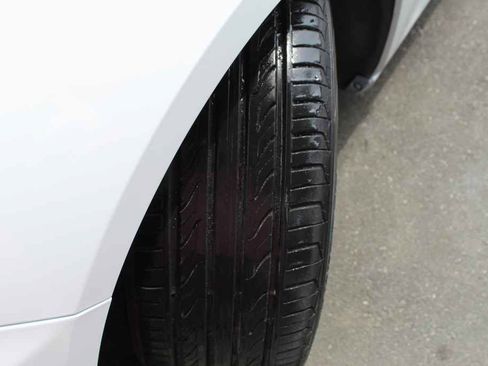 Used 2019 Chevrolet Malibu LT FWD image 29