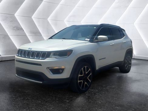 Used 2018 Jeep Compass Limited w/ Navigation Group AWD/4WD image 3
