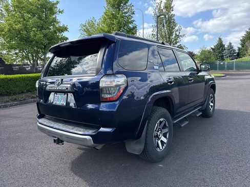 Used 2019 Toyota 4Runner TRD Off-Road Premium AWD/4WD image 7