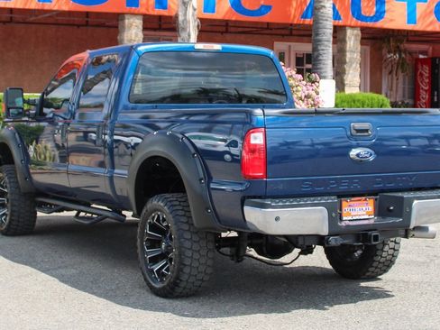 Used 2016 Ford F250 XLT w/ XLT Value Package image 6