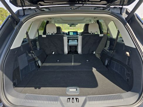 New 2026 Lincoln Aviator Reserve AWD/4WD image 12