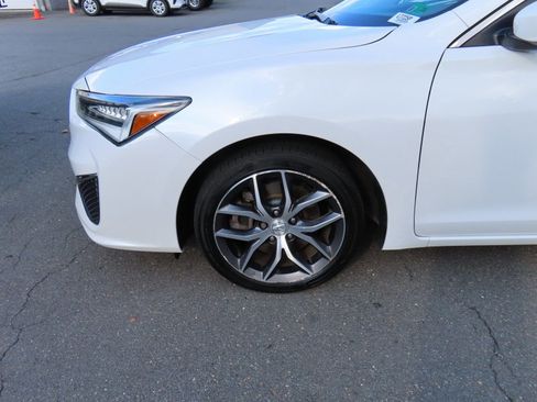 Used 2021 Acura ILX w/ Premium Package image 9