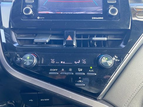 Used 2023 Toyota Camry SE image 36