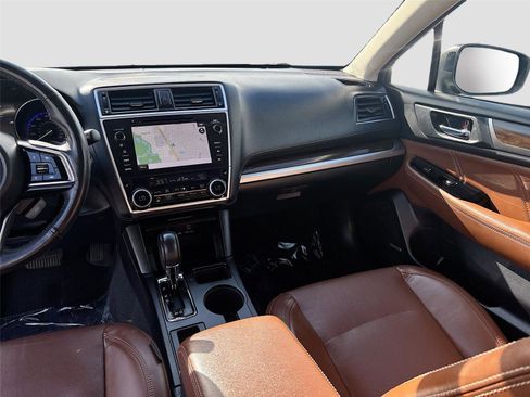 Used 2019 Subaru Outback 3.6R Touring image 27