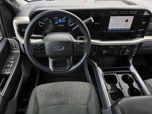 Used 2023 Ford F250 XLT w/ FX4 Off-Road Package AWD/4WD image 16