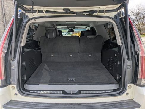 Used 2015 Cadillac Escalade ESV Premium image 6