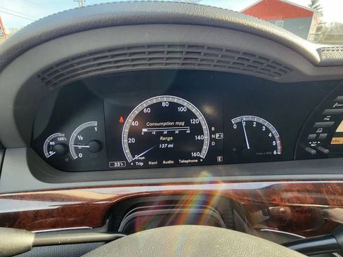 Used 2013 Mercedes-Benz S 350 S 350 BlueTEC 4MATIC Sedan 4D image 21