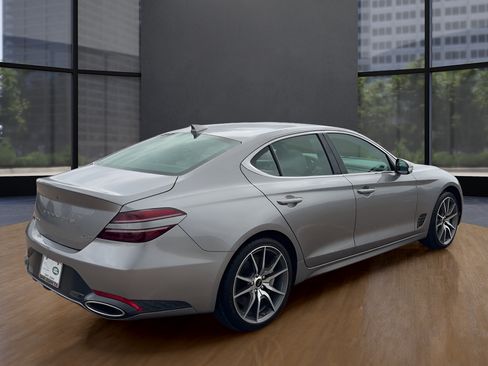 Used 2025 Genesis G70 2.5T AWD/4WD image 5