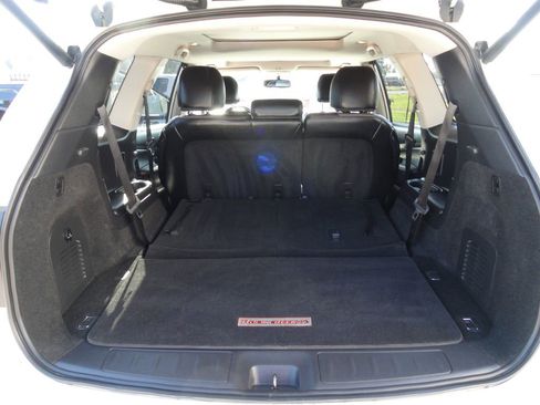 Used 2019 Nissan Pathfinder SL image 13