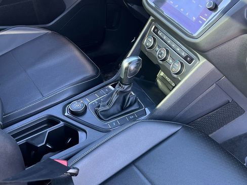 Used 2021 Volkswagen Tiguan SE R-Line image 14