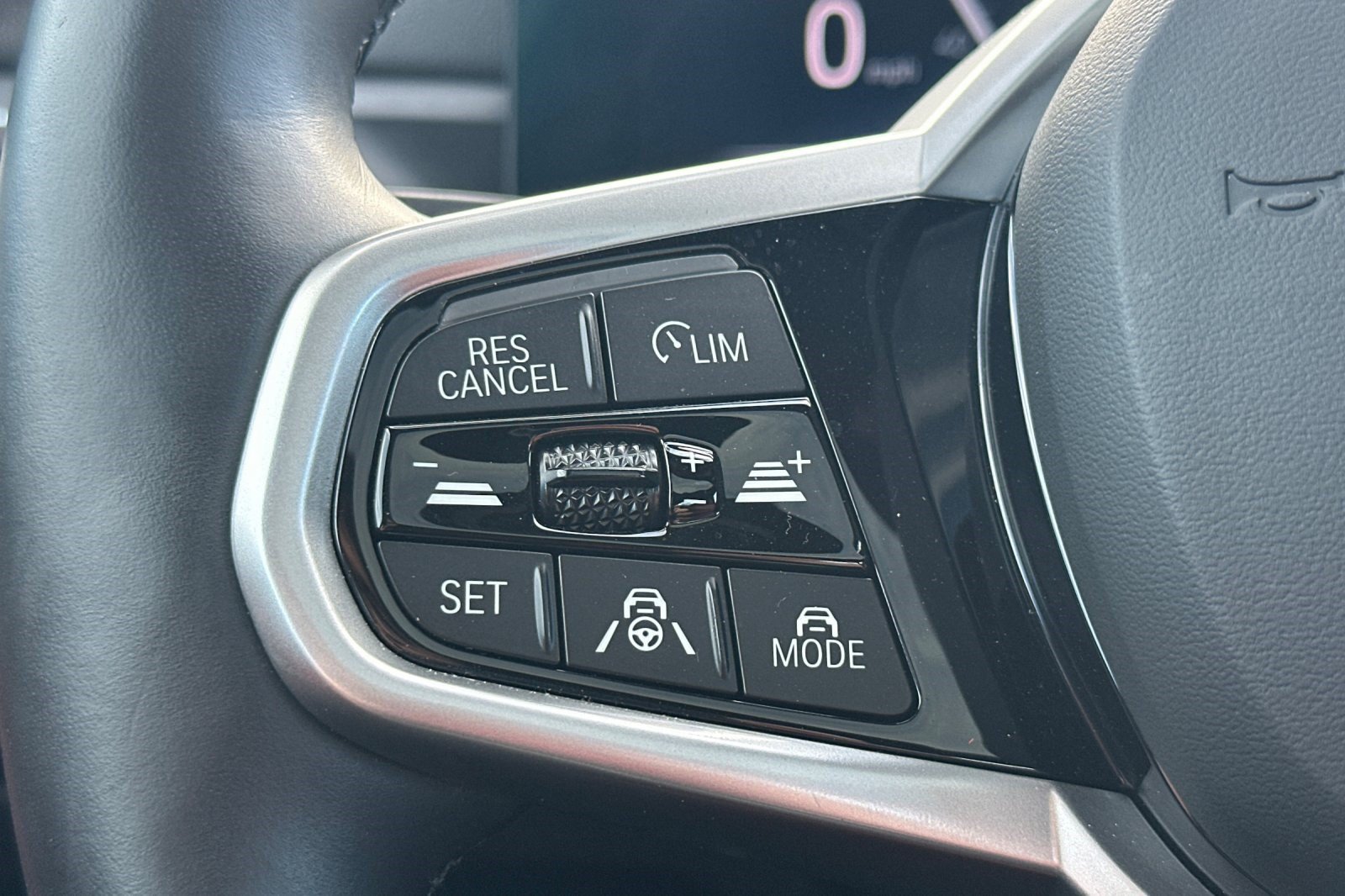 Used 2025 BMW i4 xDrive40i w/ M Sport Package AWD/4WD image 30