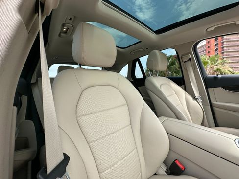 Used 2016 Mercedes-Benz GLC 300 4MATIC image 6