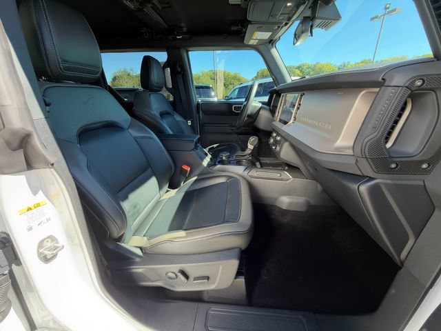 Used 2025 Ford Bronco Outer Banks AWD/4WD image 10