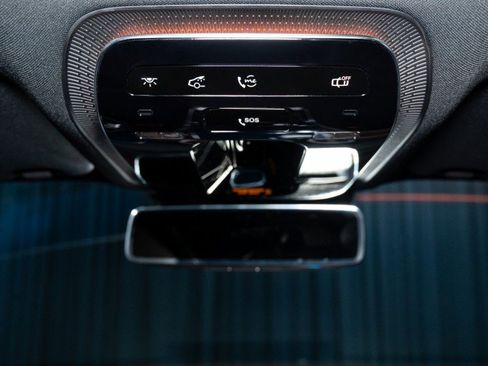 Certified 2025 Mercedes-Benz C 300 Sedan image 24