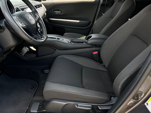 Used 2022 Honda HR-V Sport image 9