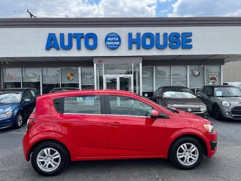 Used 2013 Chevrolet Sonic LT FWD image 9