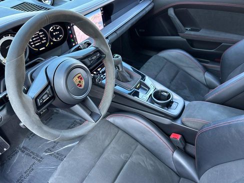 Used 2022 Porsche 911 GT3 image 9