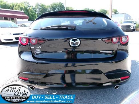 Used 2023 MAZDA MAZDA3 s FWD image 3