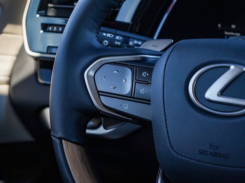 New 2026 Lexus RX 450h 450h+ Luxury image 17