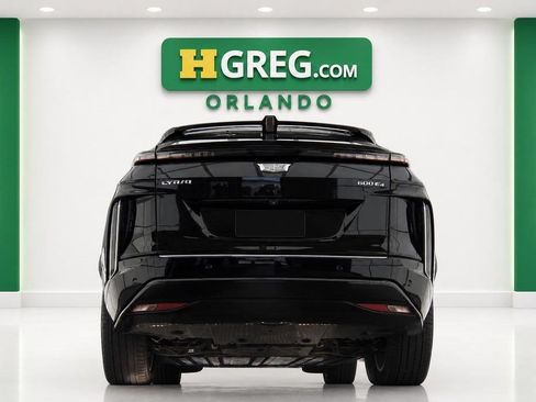 Used 2023 Cadillac Lyriq AWD image 8