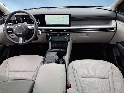 Certified 2025 Hyundai Tucson Limited image 11