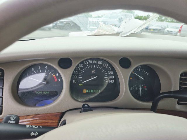 Used 2002 Buick Le Sabre Custom w/ Luxury Pkg FWD image 18