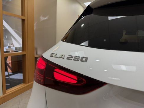 Used 2025 Mercedes-Benz GLA 250 image 6