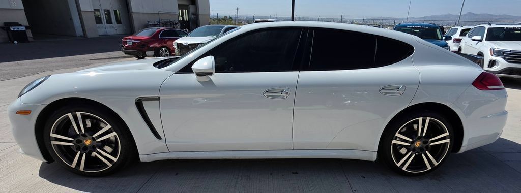 Used 2016 Porsche Panamera 4 AWD/4WD image 6