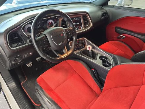 Used 2021 Dodge Challenger R/T Scat Pack RWD image 4