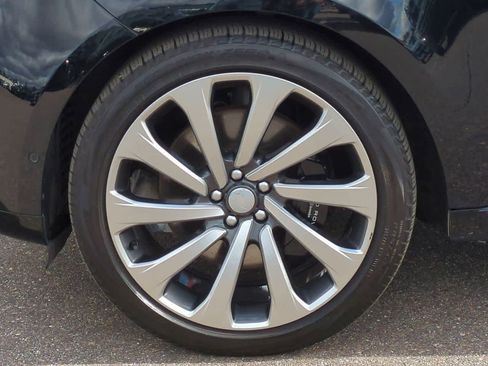 Certified 2023 Land Rover Range Rover Autobiography image 13