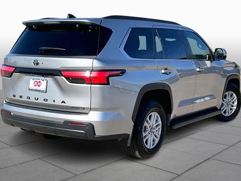 Used 2025 Toyota Sequoia SR5 image 12